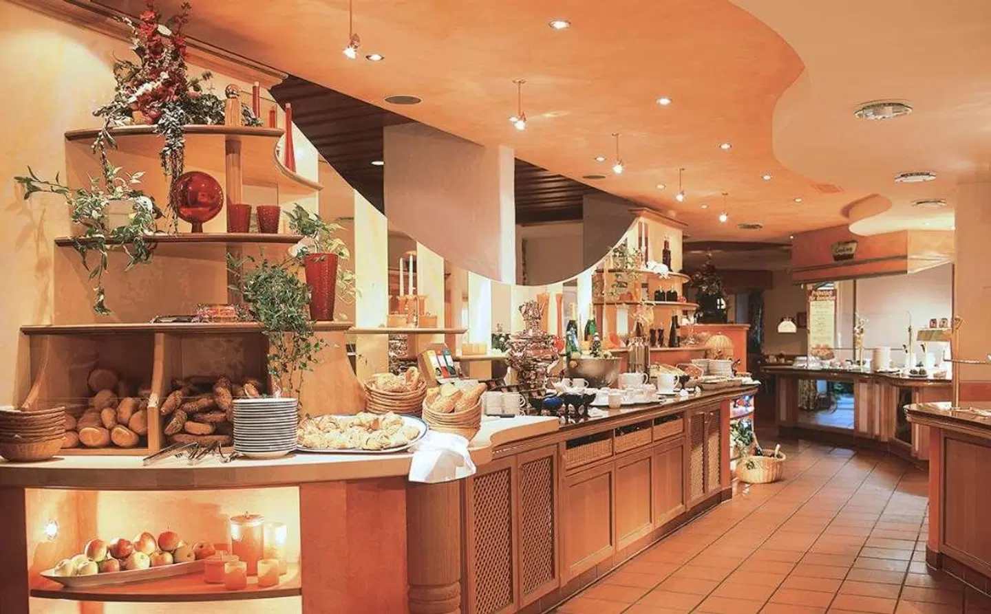 AMBER Hotel Bavaria Bar