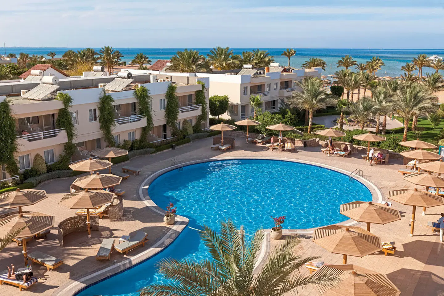 Golden Beach Resort Pool