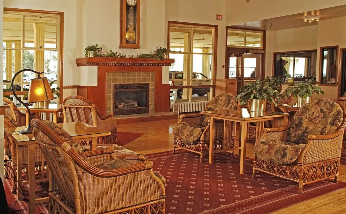 Mammoth Hot Springs Hotel & Cabins Lobby