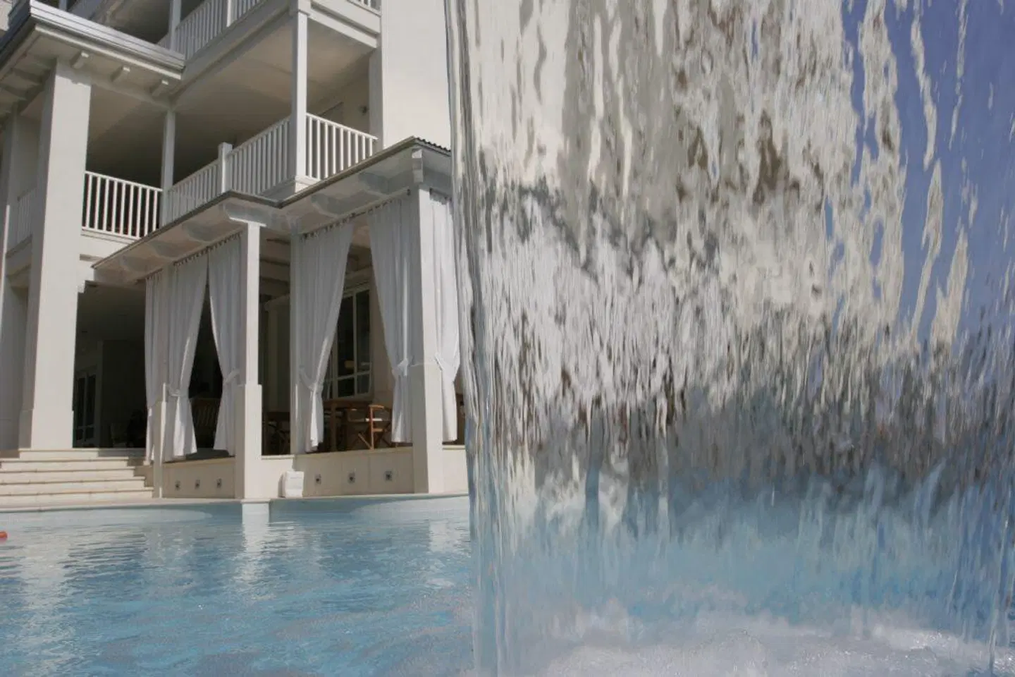 Le Rose Suite Hotel Pool