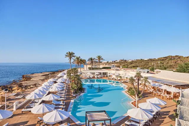 AluaSoul Menorca Pool