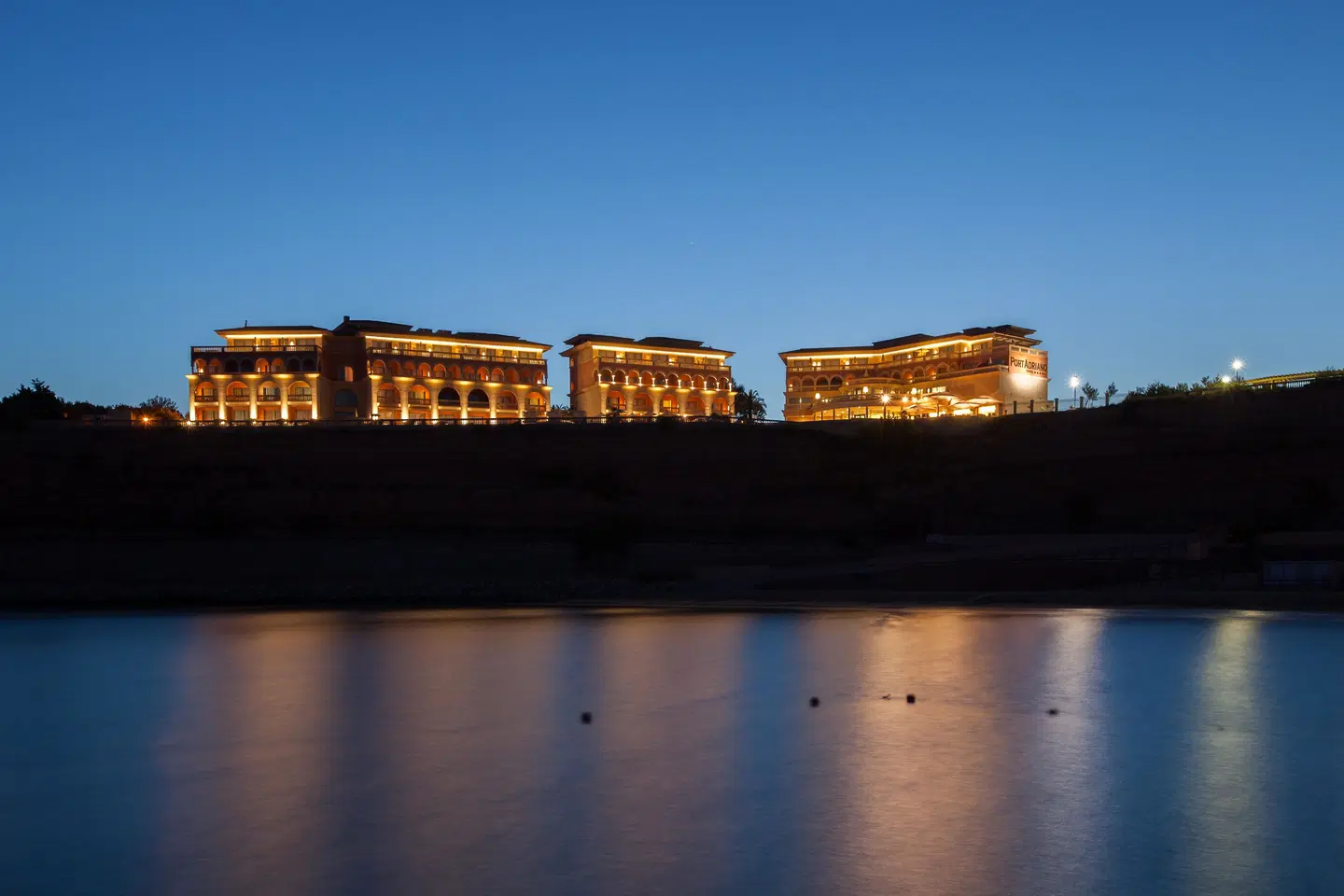 Pure Salt Port Adriano Aussenansicht