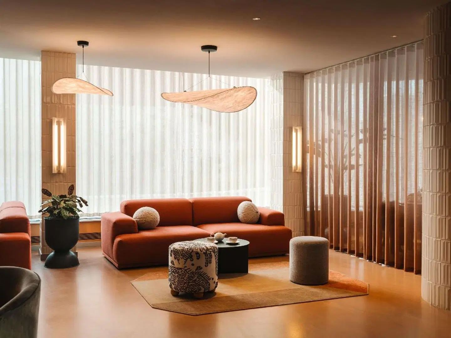 Mercure London Earls Court Lobby