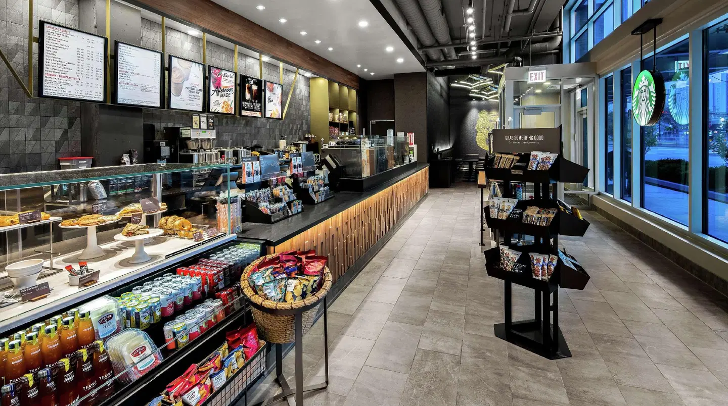 Hilton Garden Inn Chicago McCormick Place Bar