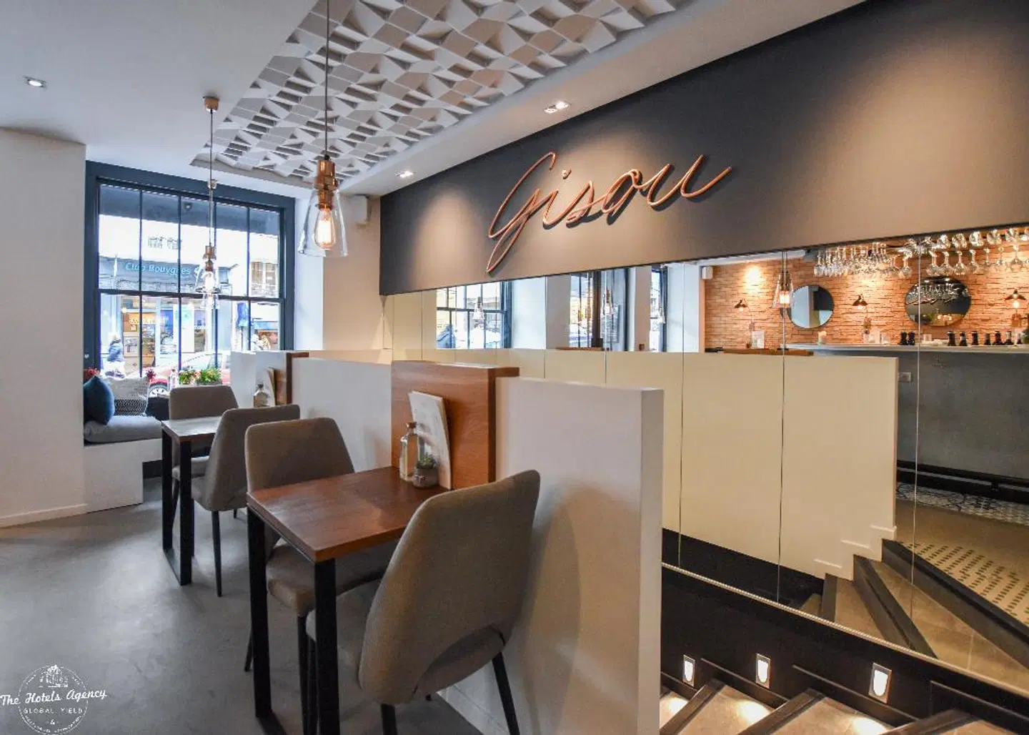 29 Lepic Montmartre Bar