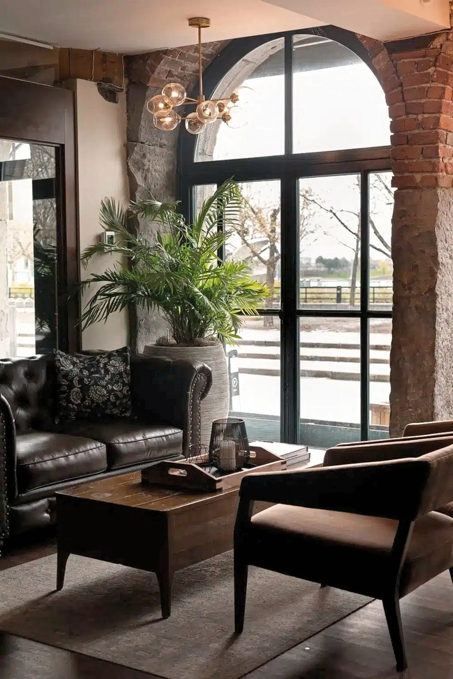 Auberge du Vieux Port Lobby