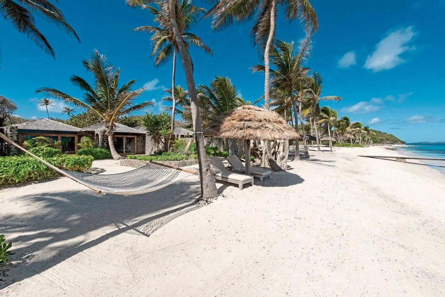 Petit St. Vincent Strand