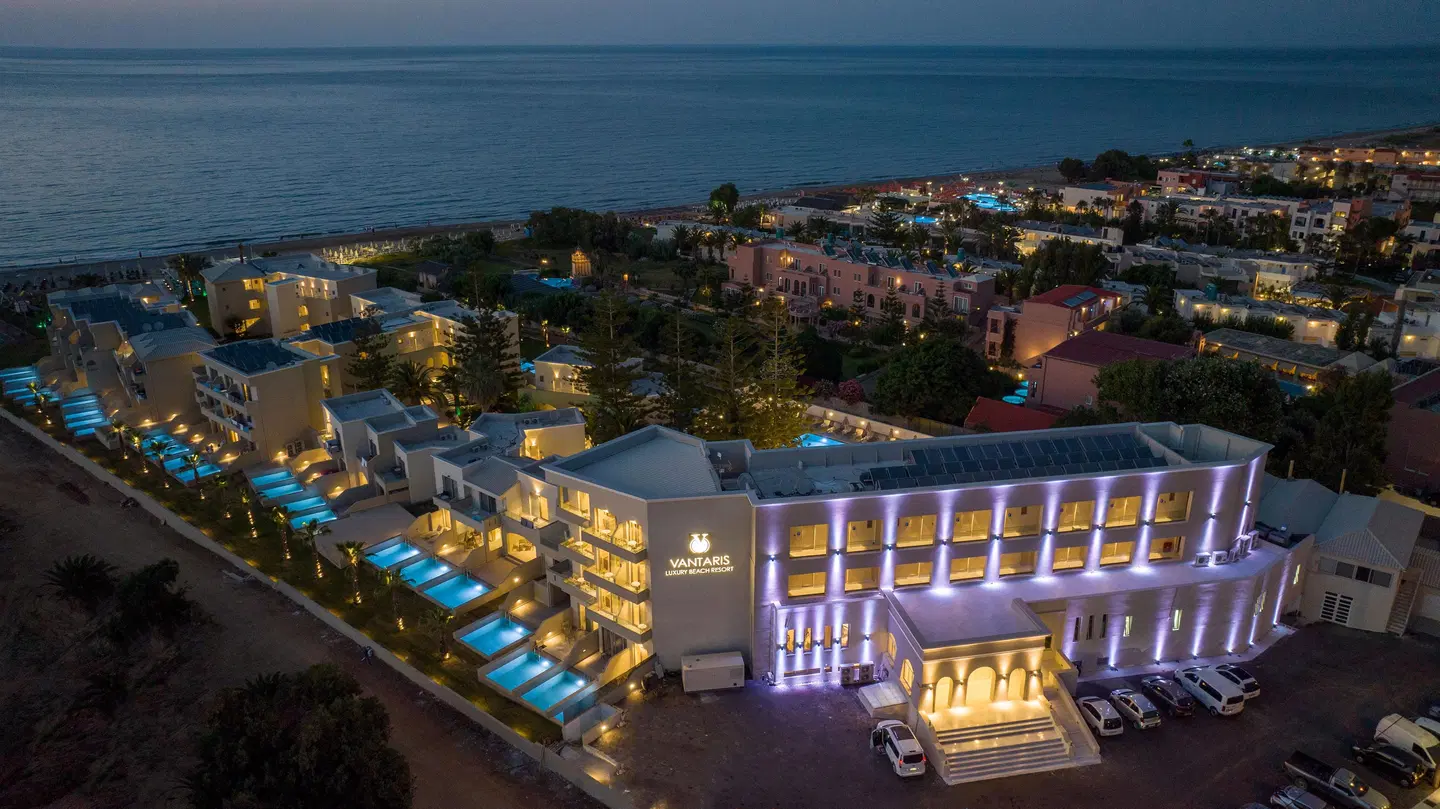 Vantaris Luxury Beach Resort Aussenansicht