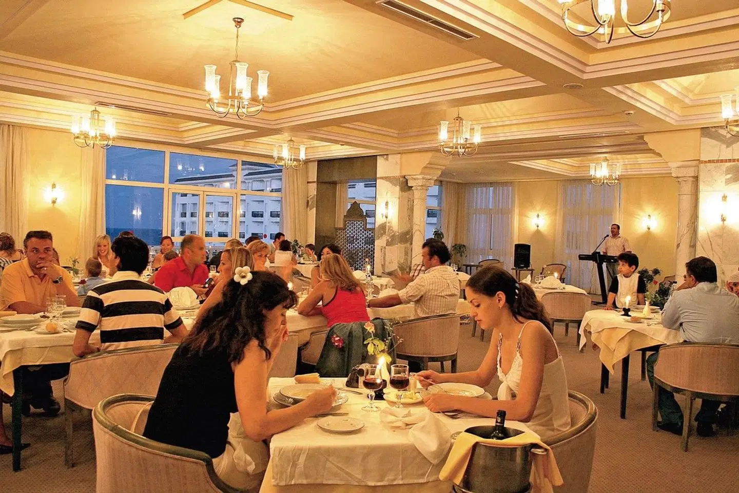 El Mouradi Palm Marina Restaurant