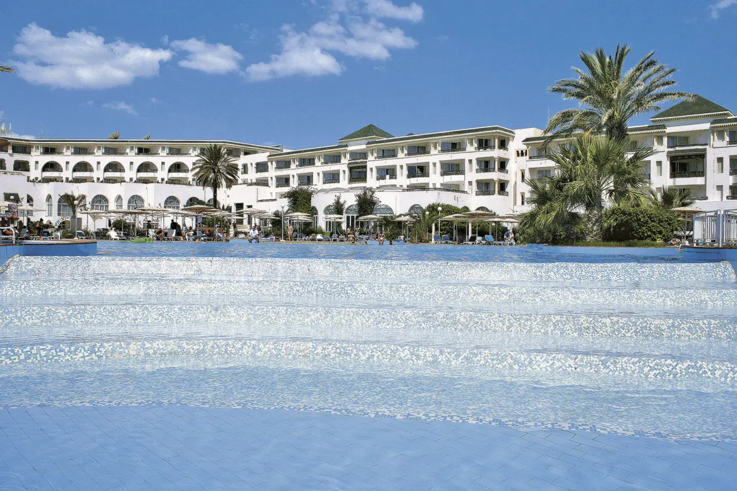 El Mouradi Palm Marina Aussenansicht