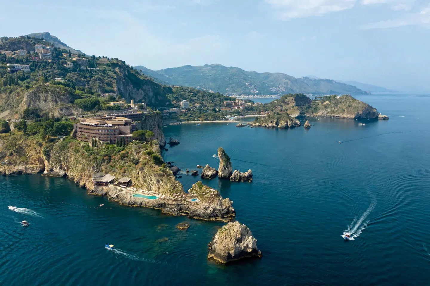 UNAHOTELS Capotaormina Landschaft