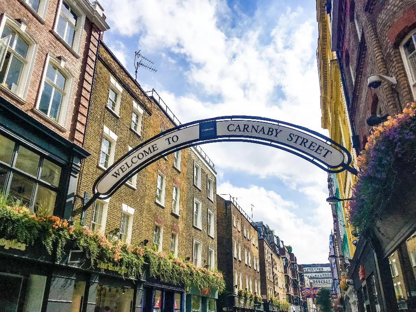 Holiday Inn Express London - City Aussenansicht