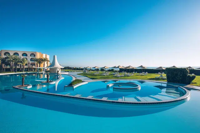 Iberostar Waves Averroes Pool
