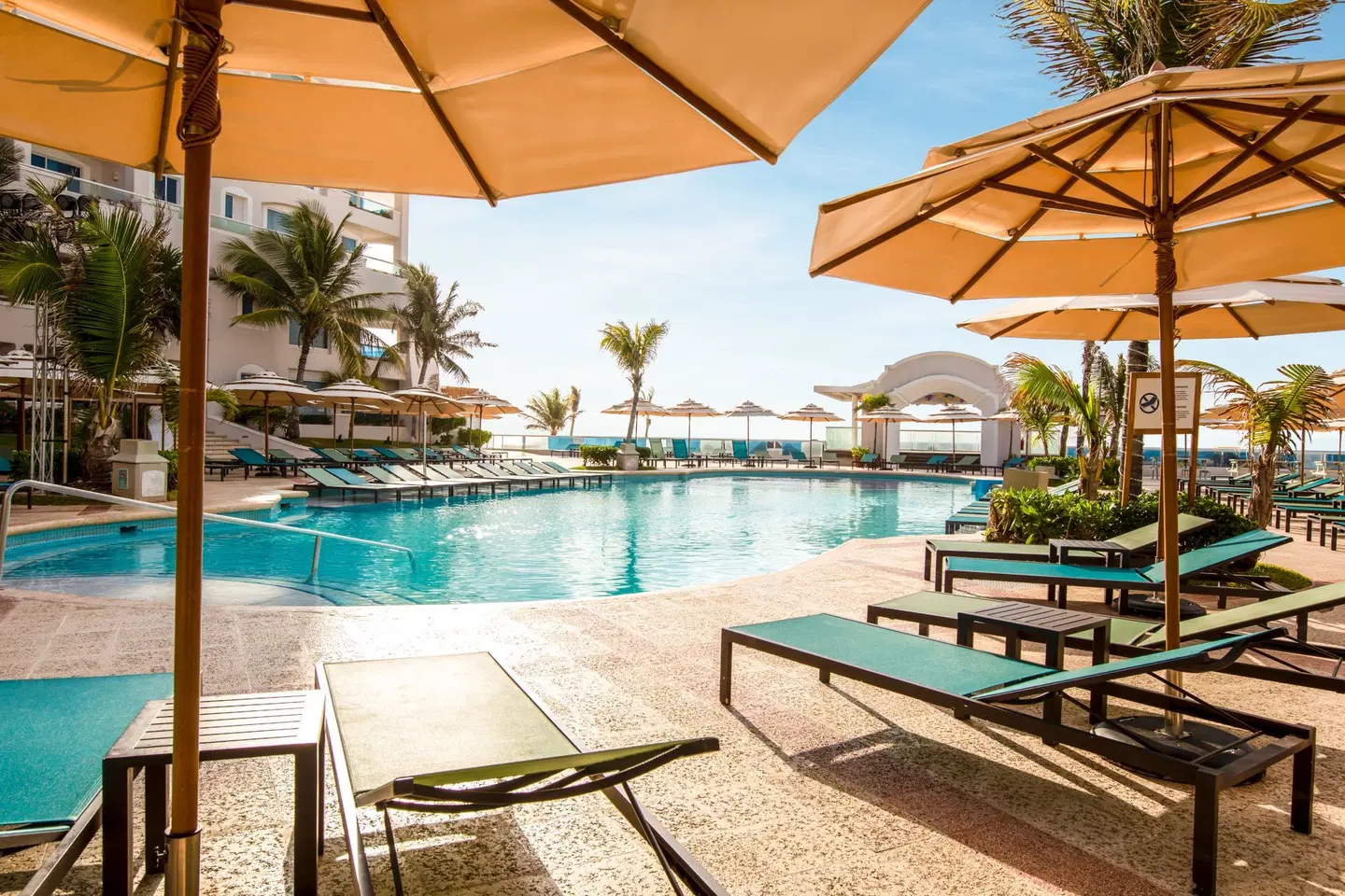 Suncape Cancun Pool