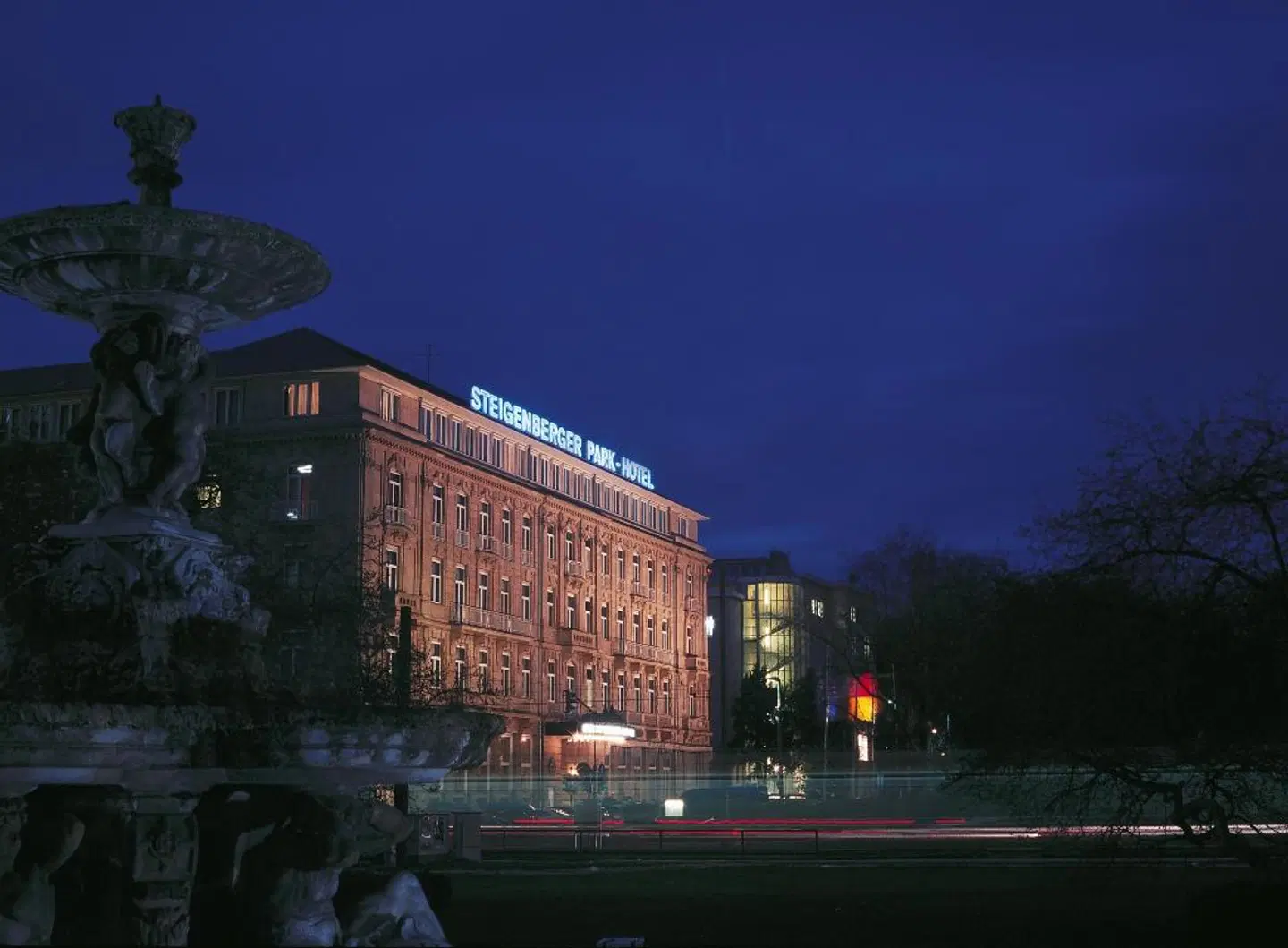 Steigenberger Icon Parkhotel Aussenansicht