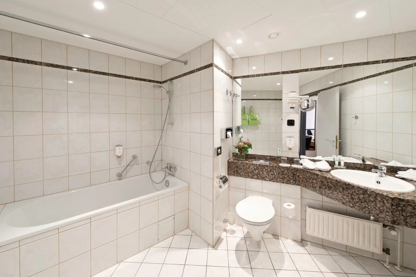 ACHAT Hotel Bochum Dortmund Badezimmer