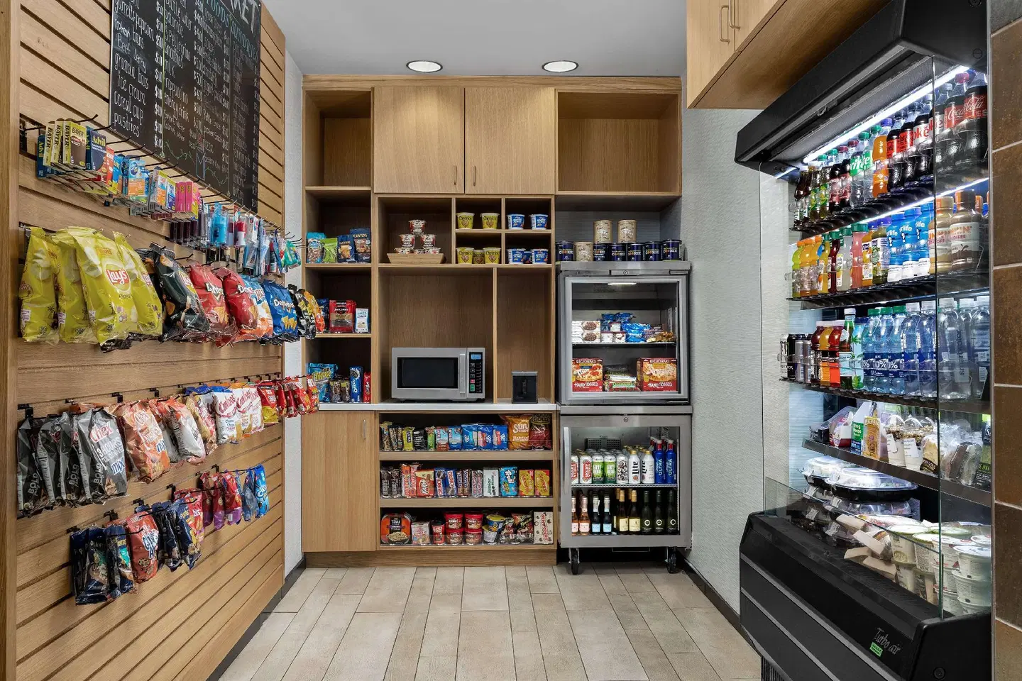 DoubleTree by Hilton Chicago O'Hare Airport Rosemont Lobby