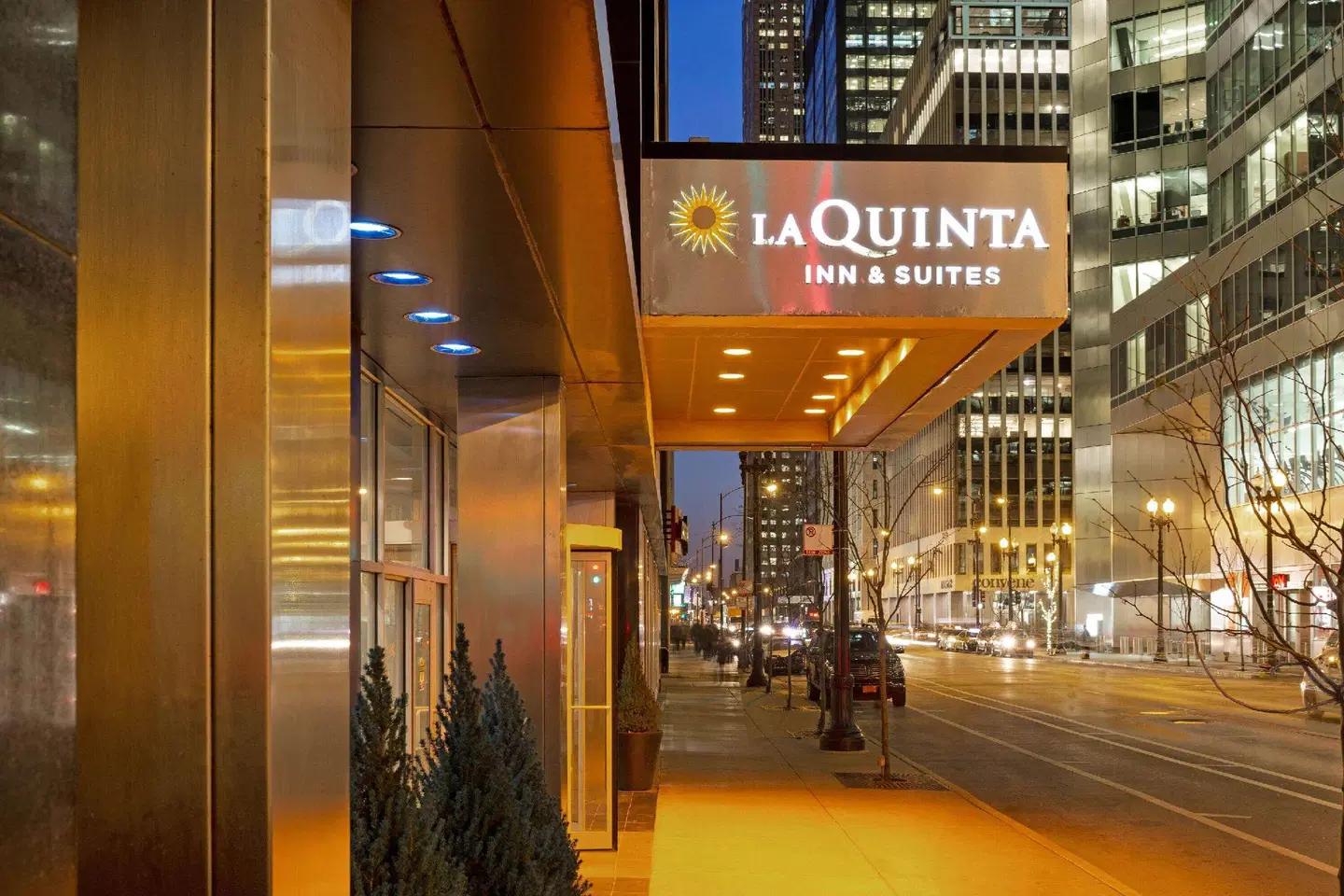 La Quinta Inn & Suites by Wyndham Chicago Downtown Aussenansicht