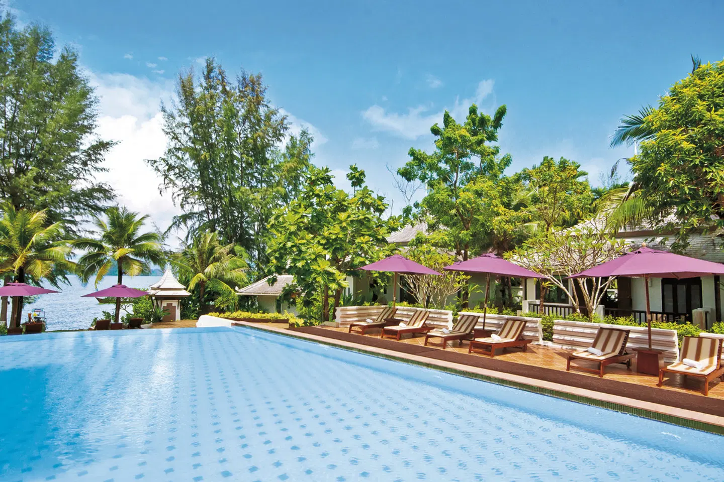 Anyavee Tubkaek Beach Resort Pool