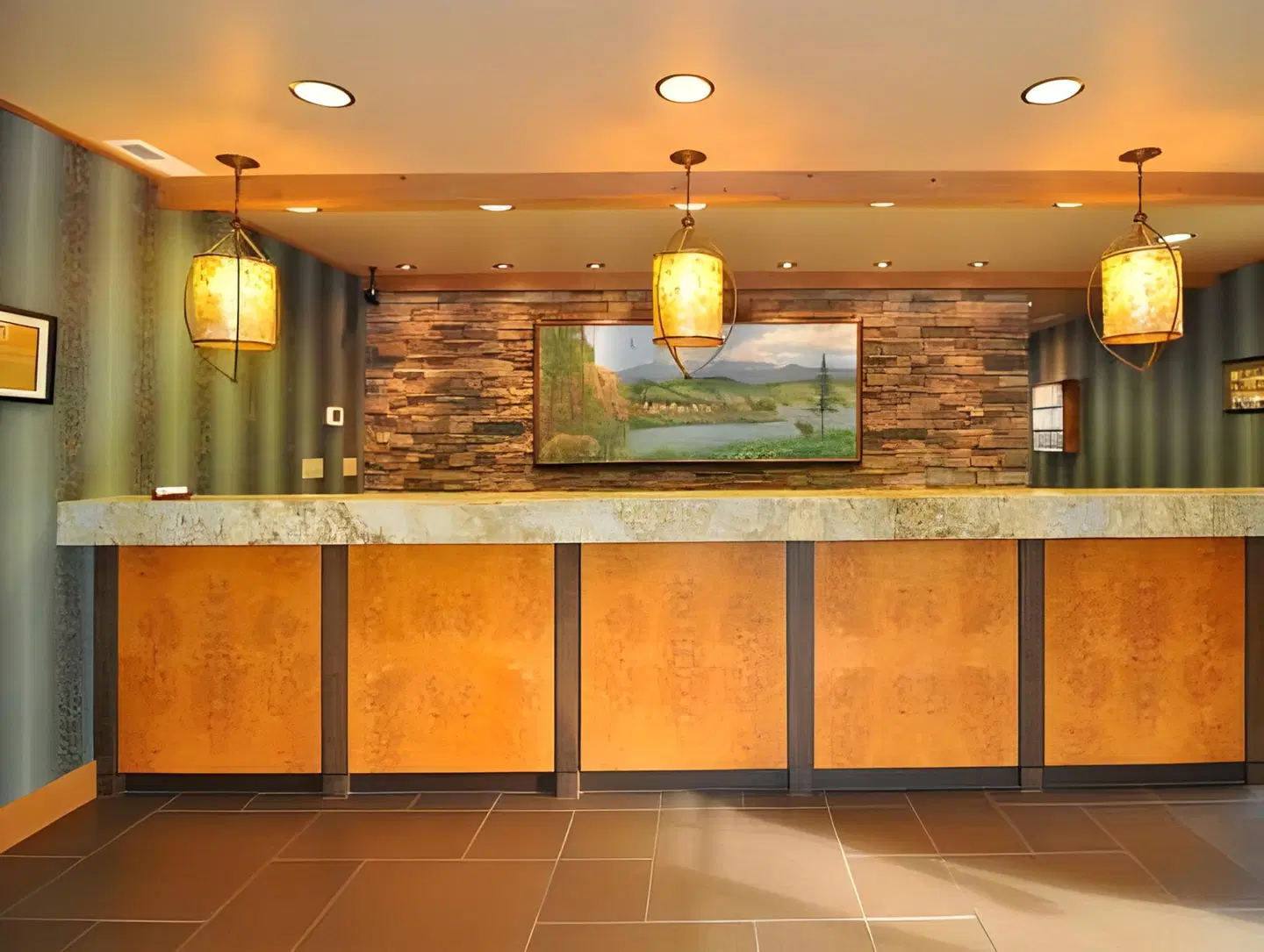 Lakeside Lodge and Suites Lobby