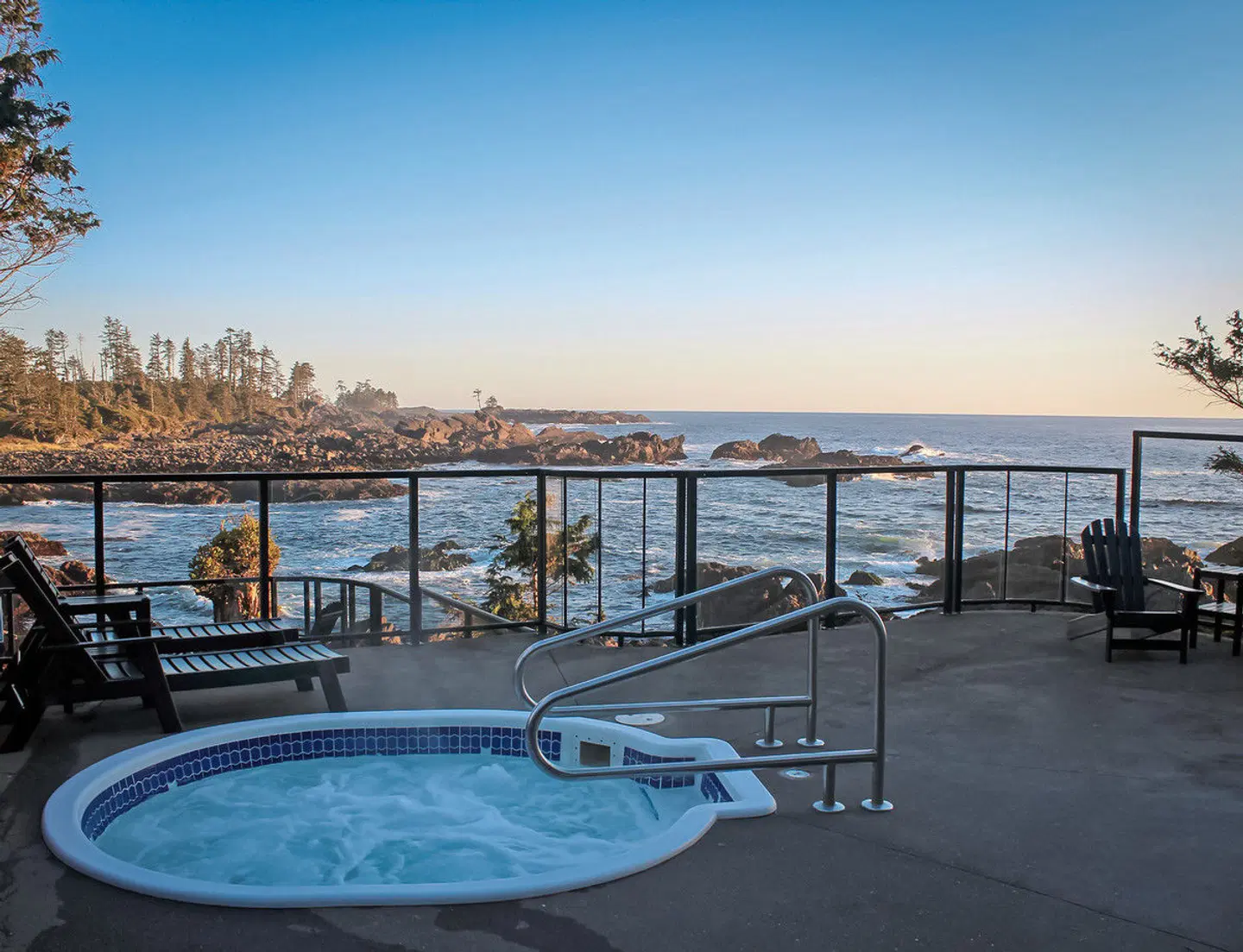 Black Rock Oceanfront Resort Pool