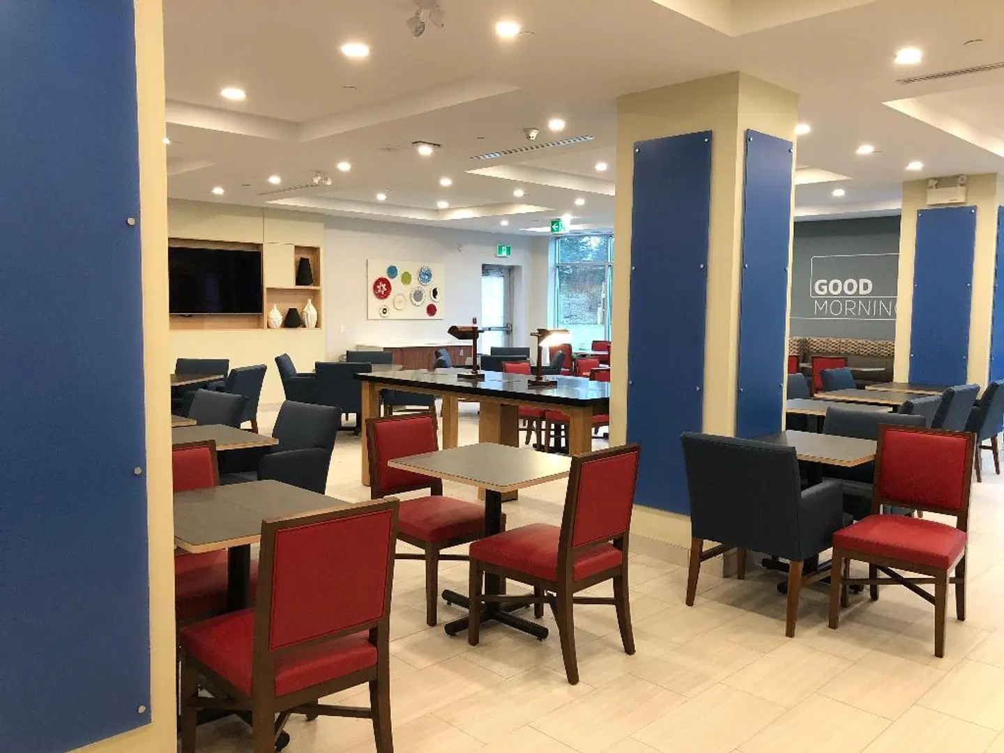 Holiday Inn Express & Suites Halifax Airport Restaurant