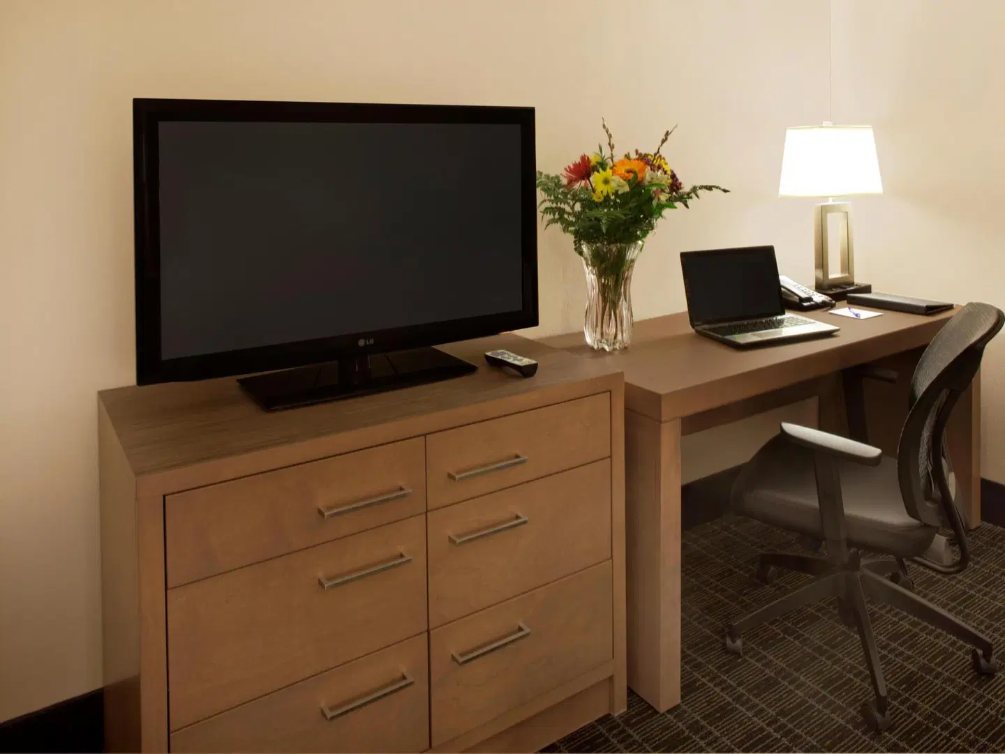 Canadas Best Value Inn Toronto Wohnbeispiel