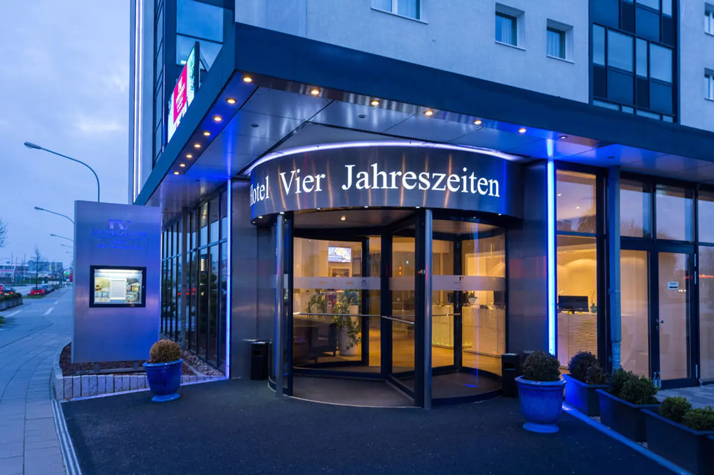 Hotel Vier Jahreszeiten Lübeck Aussenansicht