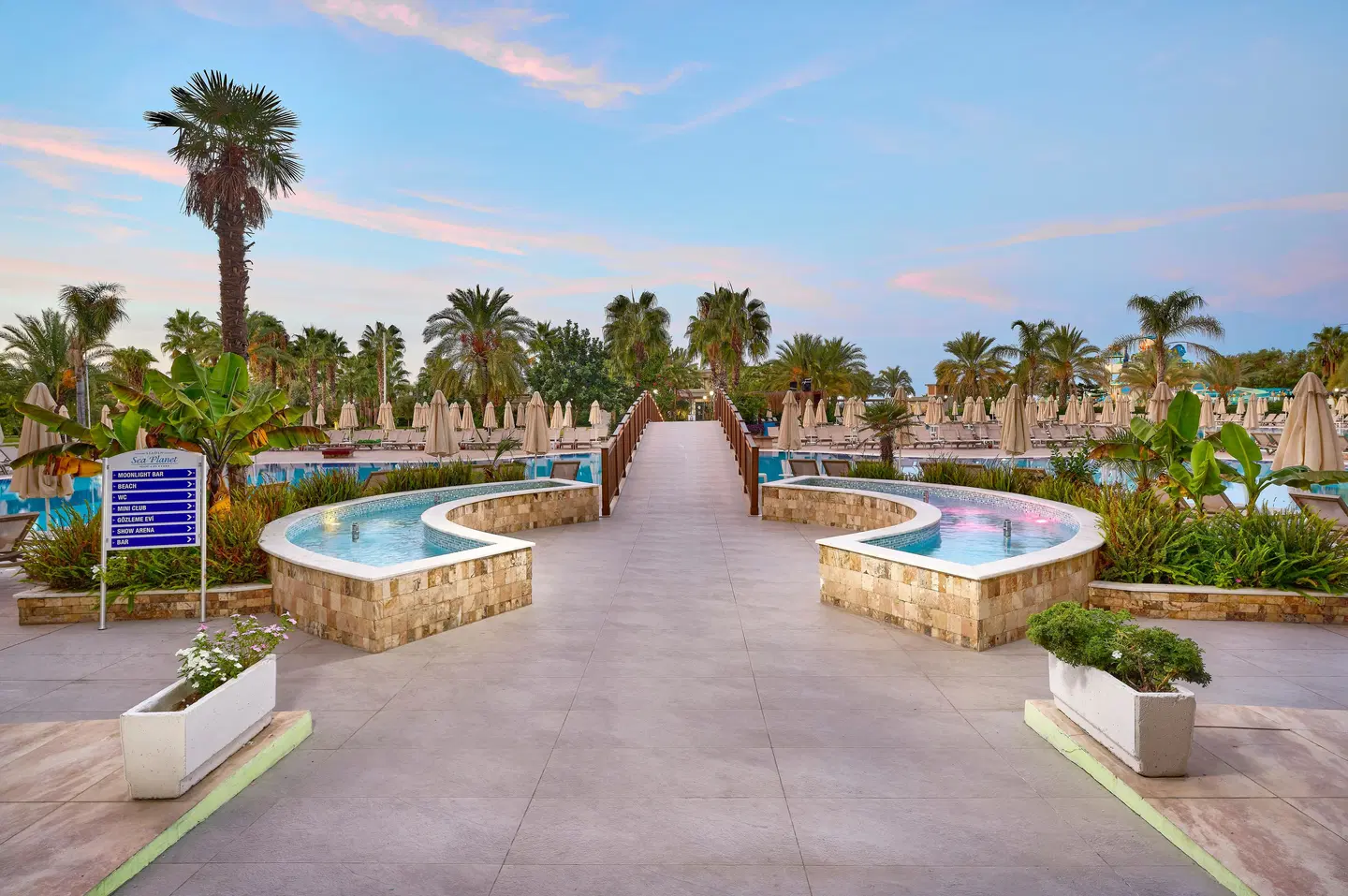 Seaden Sea Planet Resort & Spa Pool