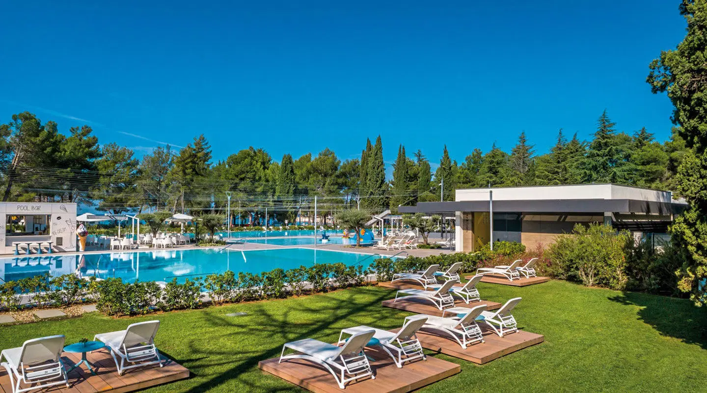 Valkanela Camping Pool