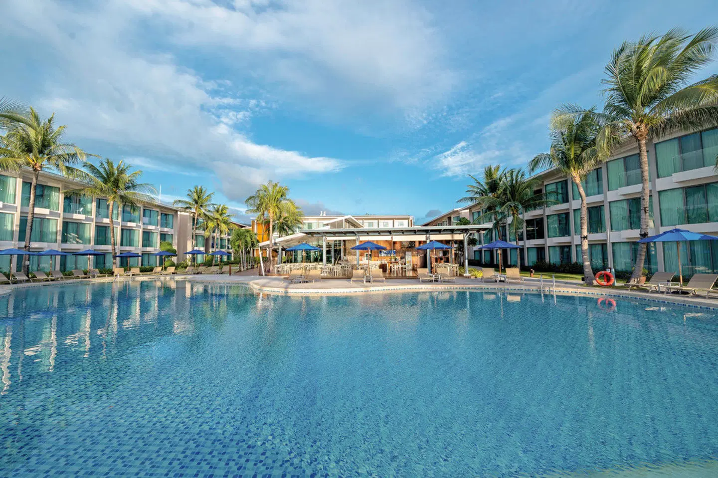 OZO Chaweng Samui Pool
