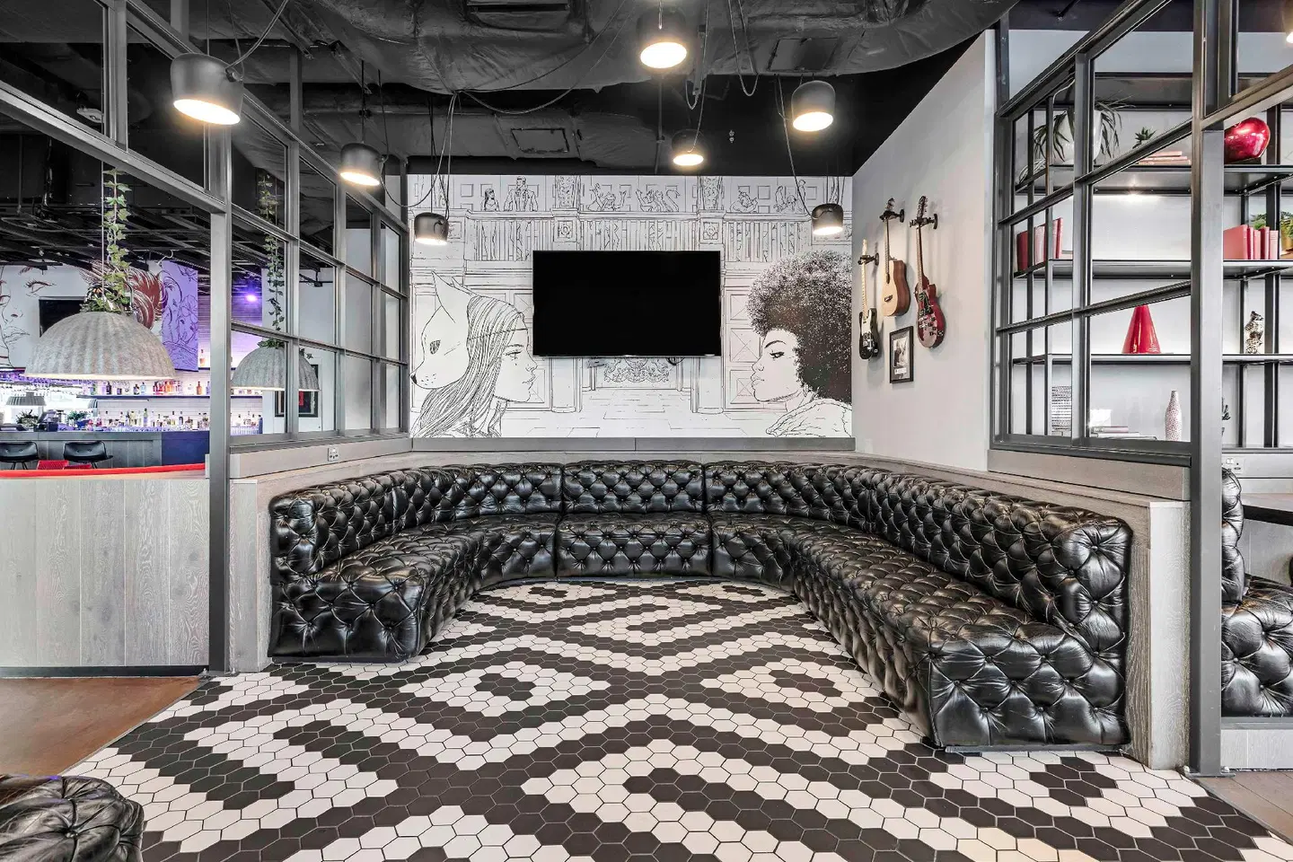 Radisson RED Glasgow Lobby