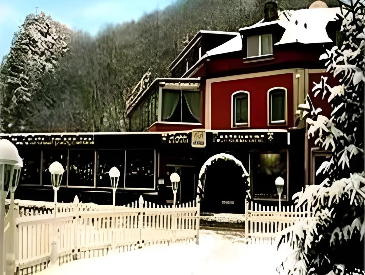 Lang EXTERIOR