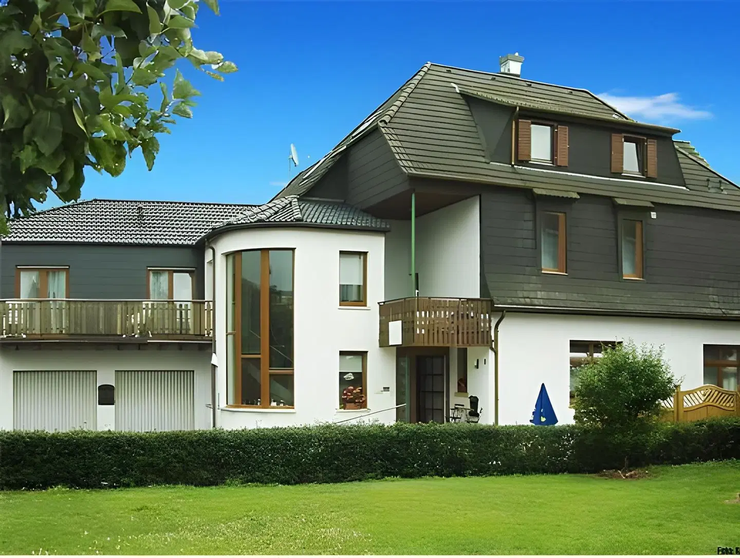 Holzhauer EXTERIOR