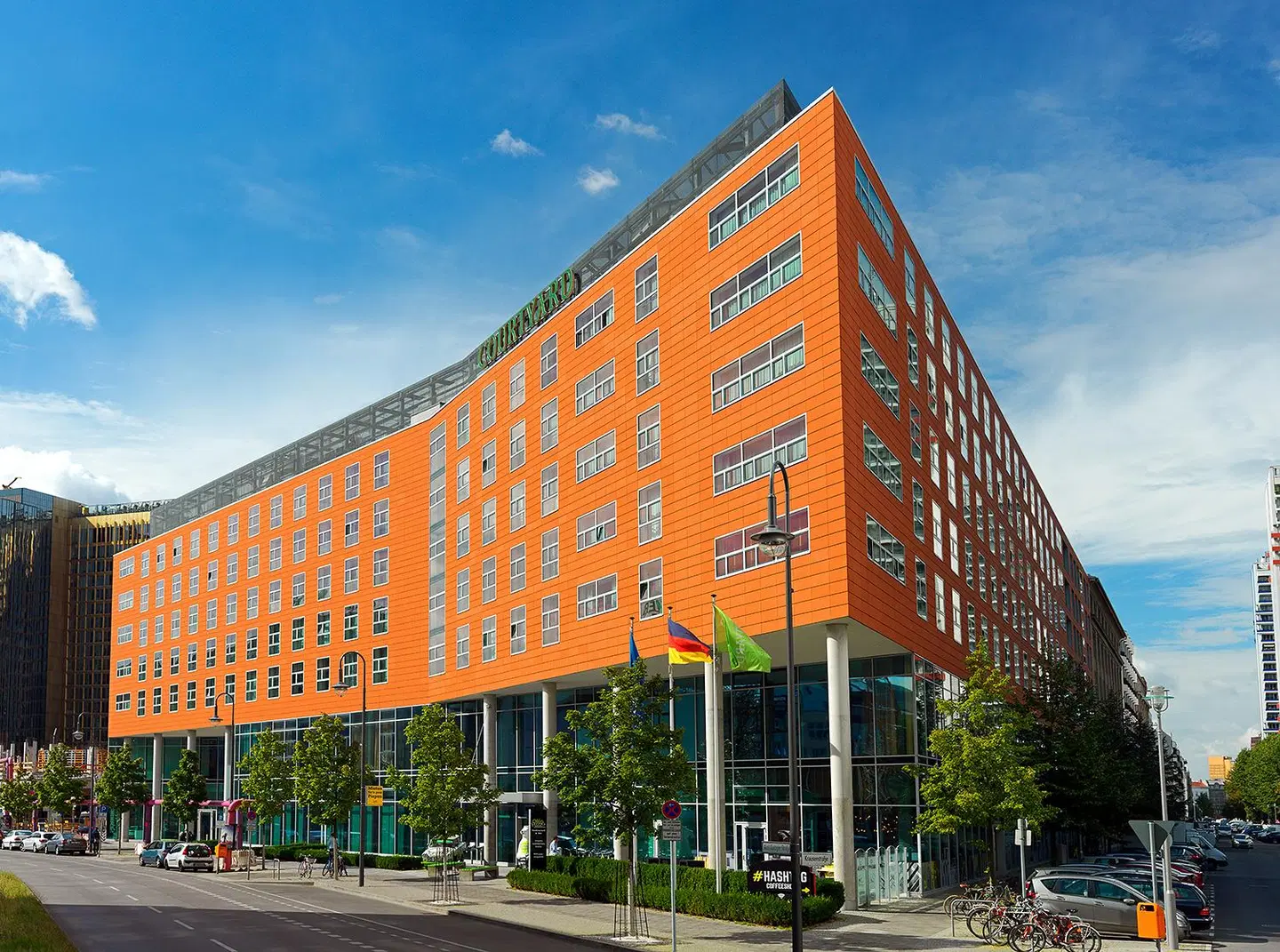Courtyard by Marriott Berlin City Center EXTERIOR