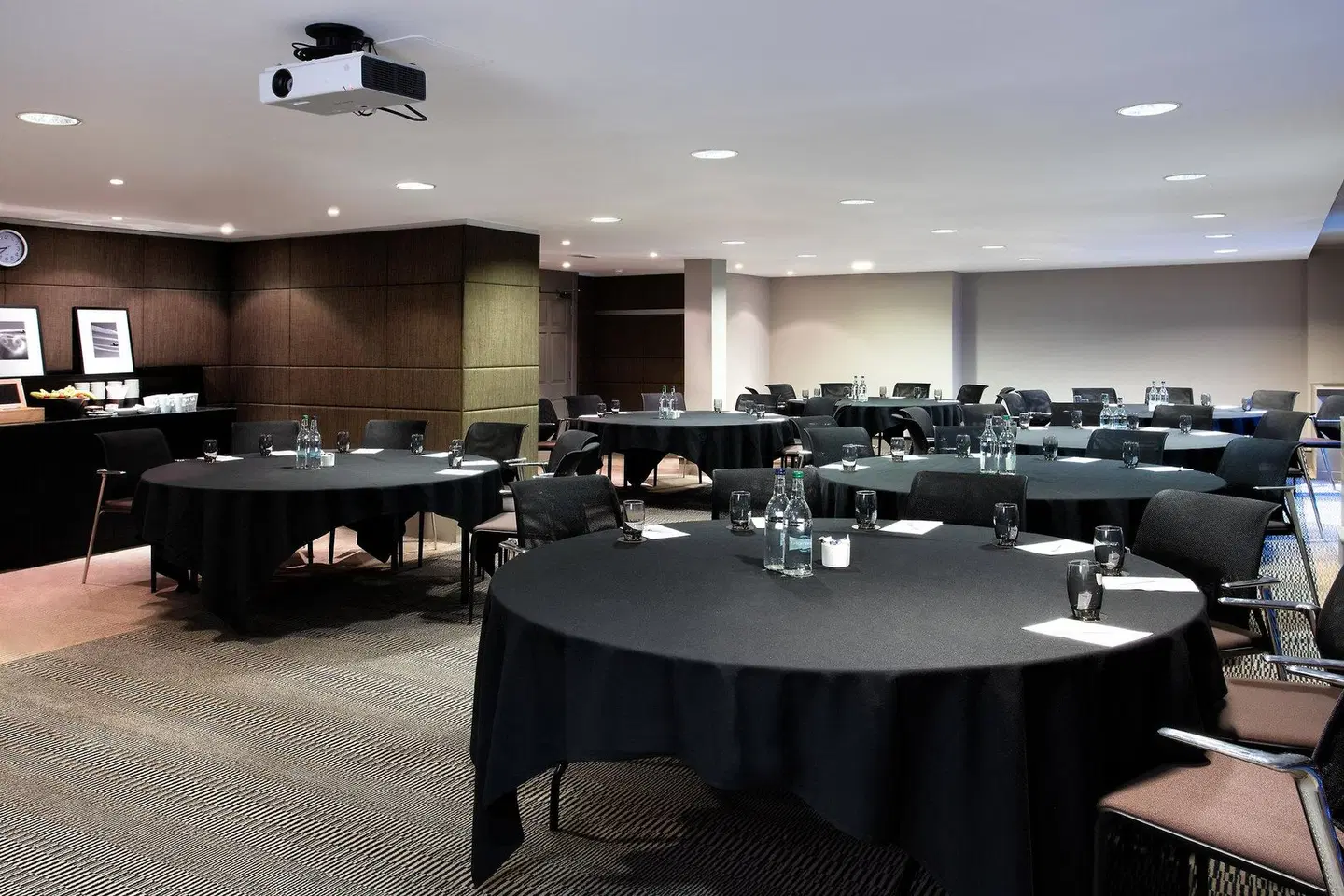 Crowne Plaza London Heathrow by IHG Konferenz