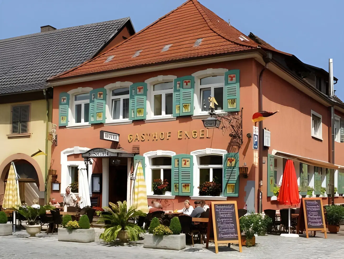 Engel EXTERIOR