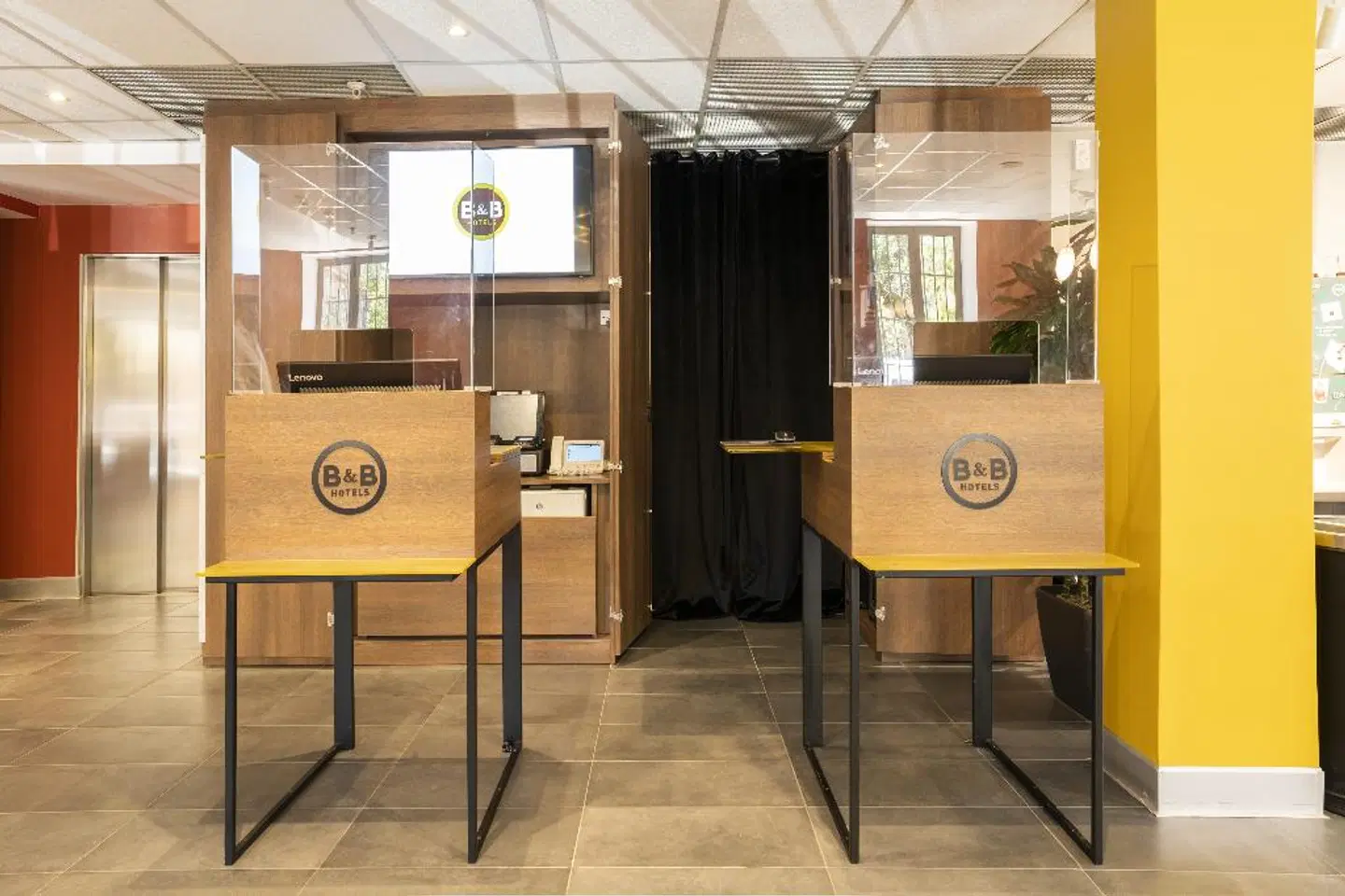 B&B Hotel Roma Tuscolana - San Giovanni LOUNGE_LOBBY