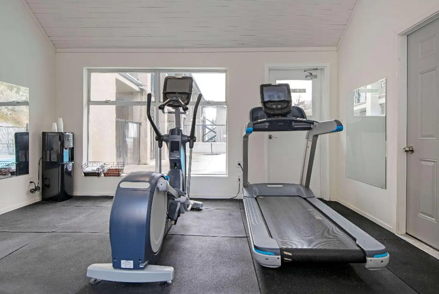 Kamloops Travelodge Mountview SPORTS_AND_LEISURE