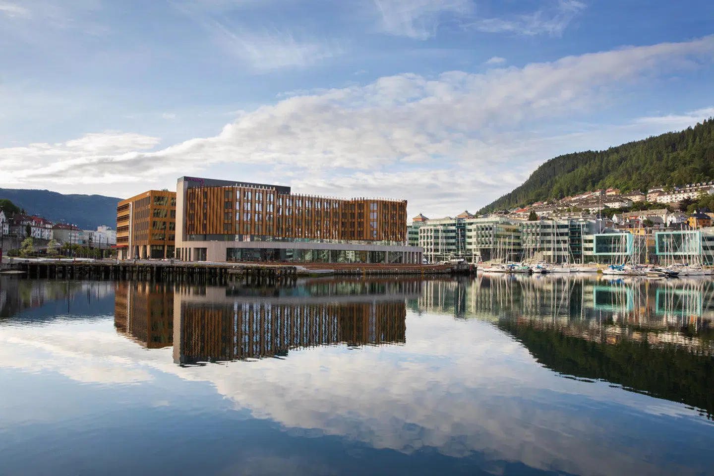 MOXY Bergen EXTERIOR