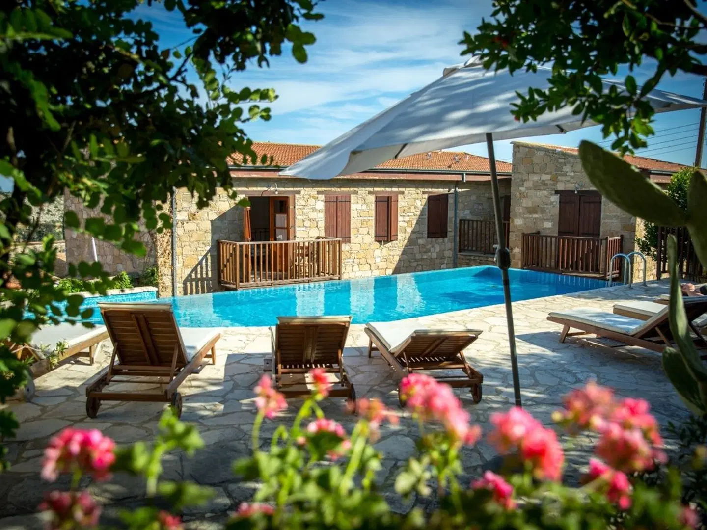 Eveleos Country House OUTDOOR_POOL