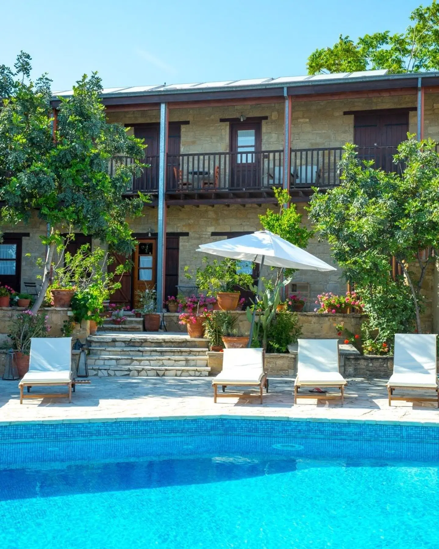 Eveleos Country House OUTDOOR_POOL
