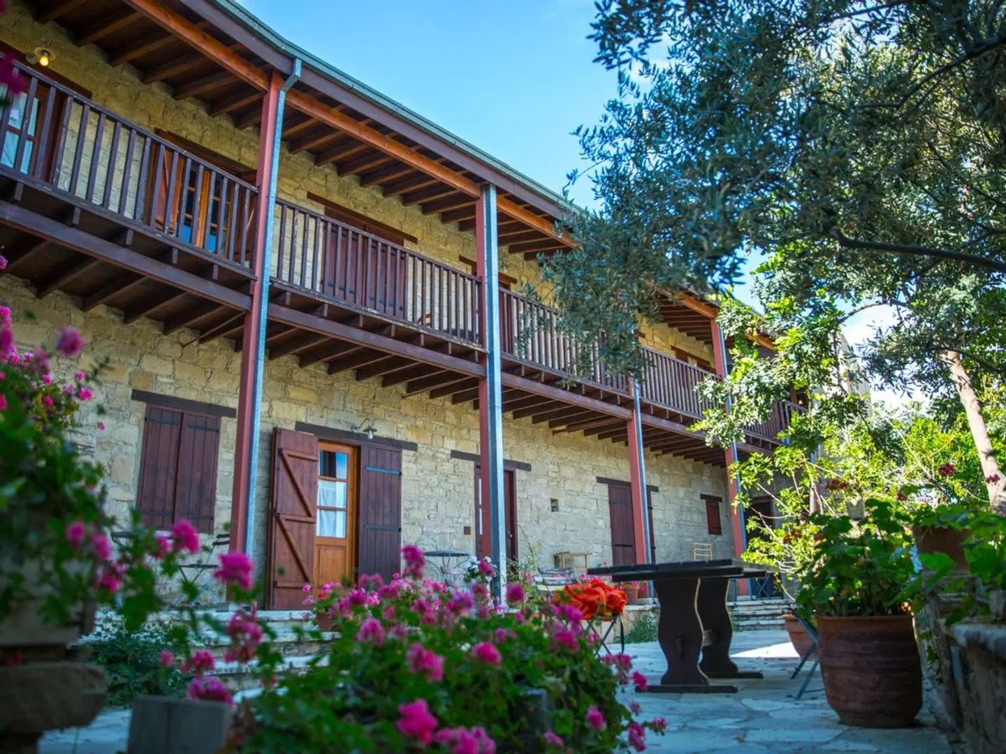 Eveleos Country House EXTERIOR