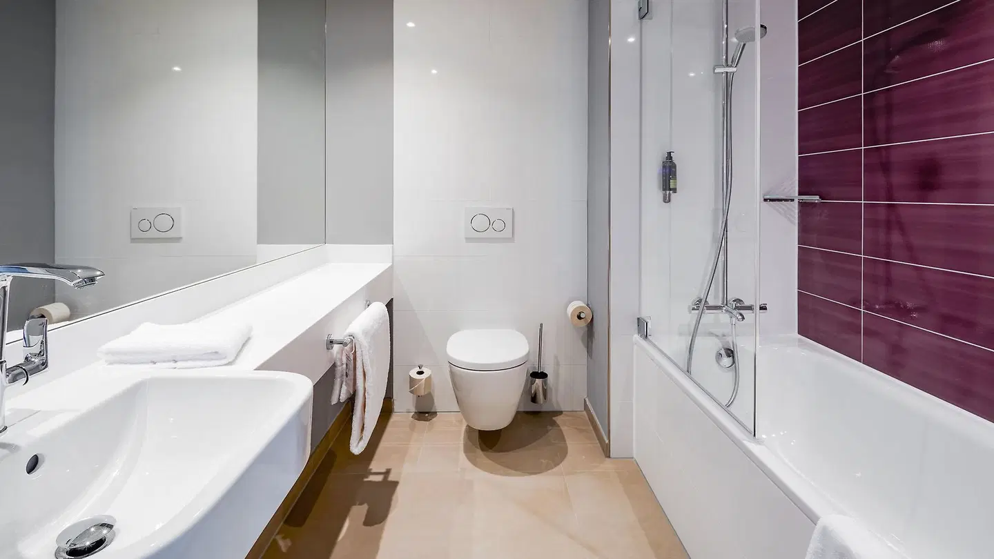 Premier Inn Nuernberg City Opernhaus Badezimmer