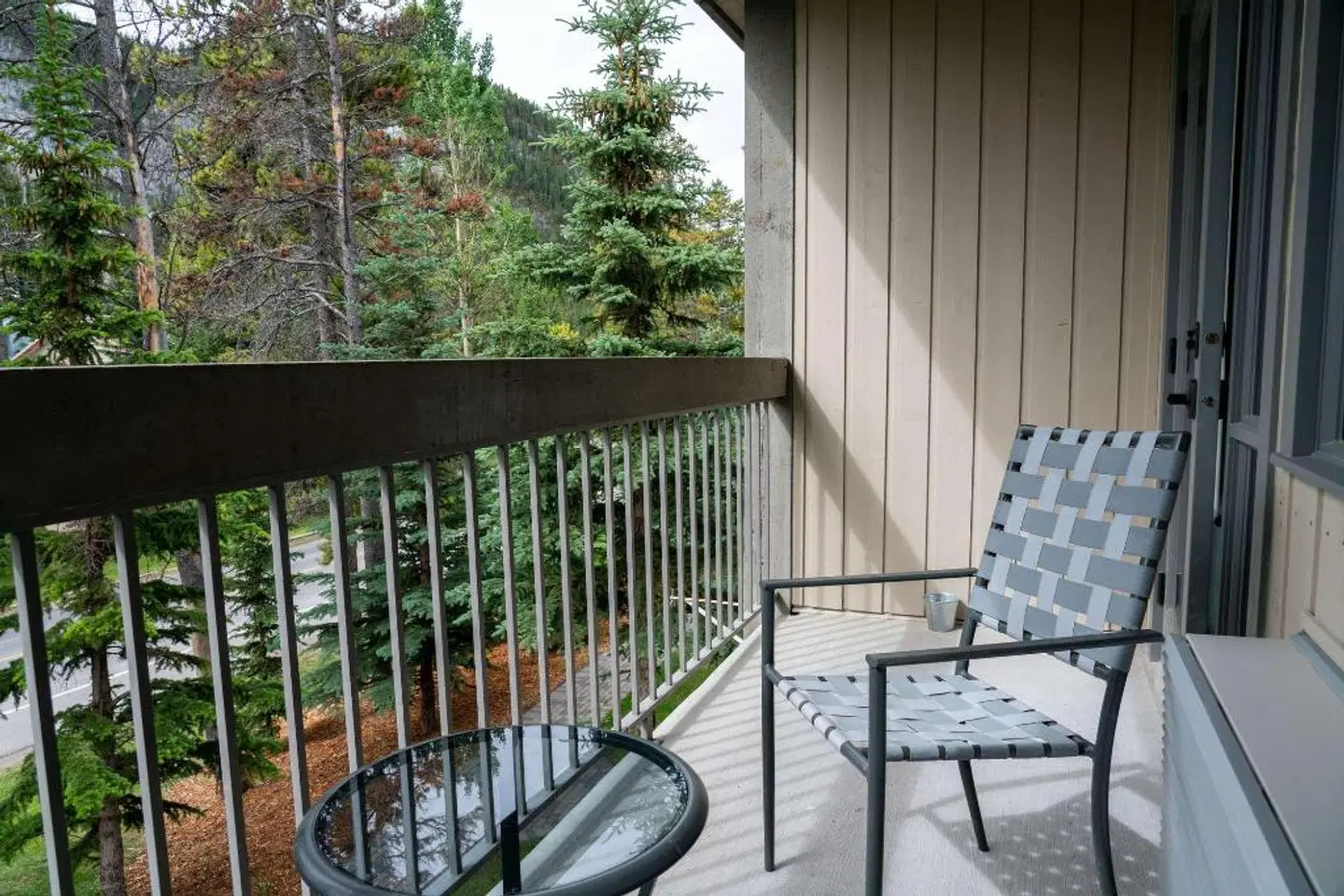 Tunnel Mountain Resort Terrasse