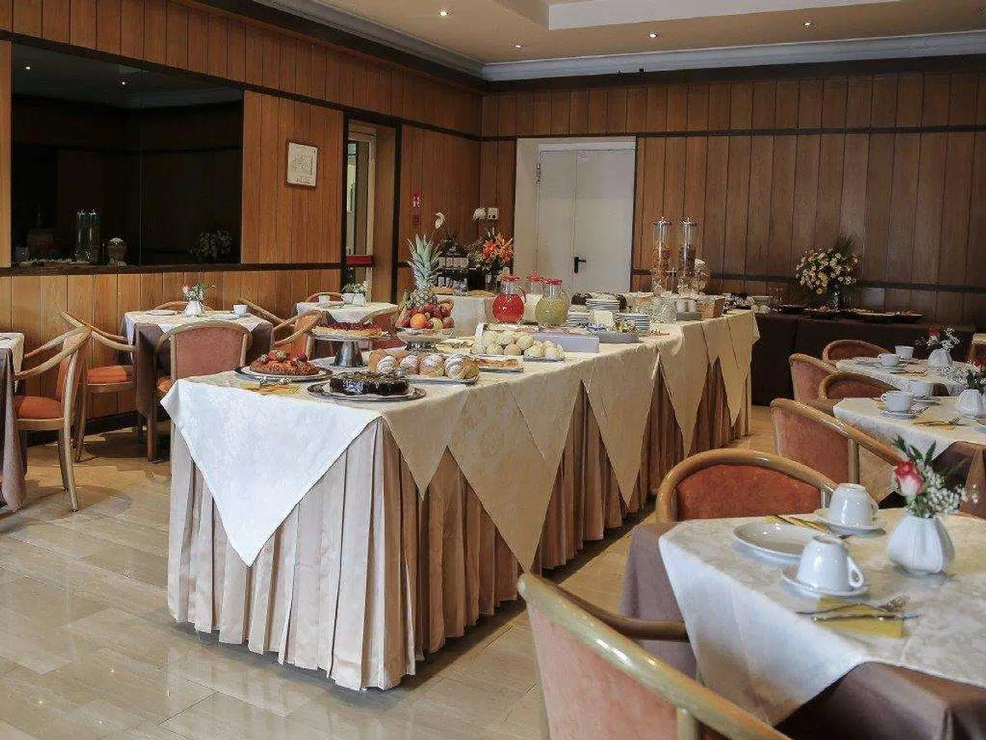 Hotel Fortuna RESTAURANT