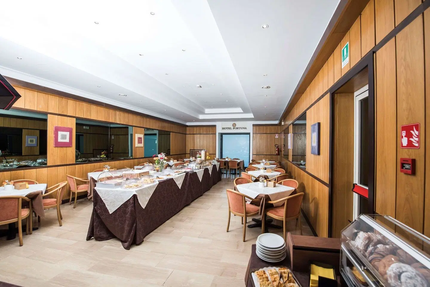 Hotel Fortuna Restaurant