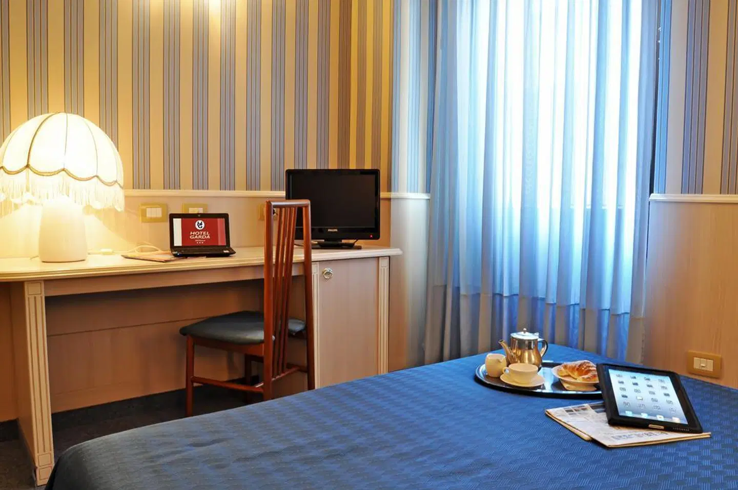 Garda ROOM_EXAMPLE
