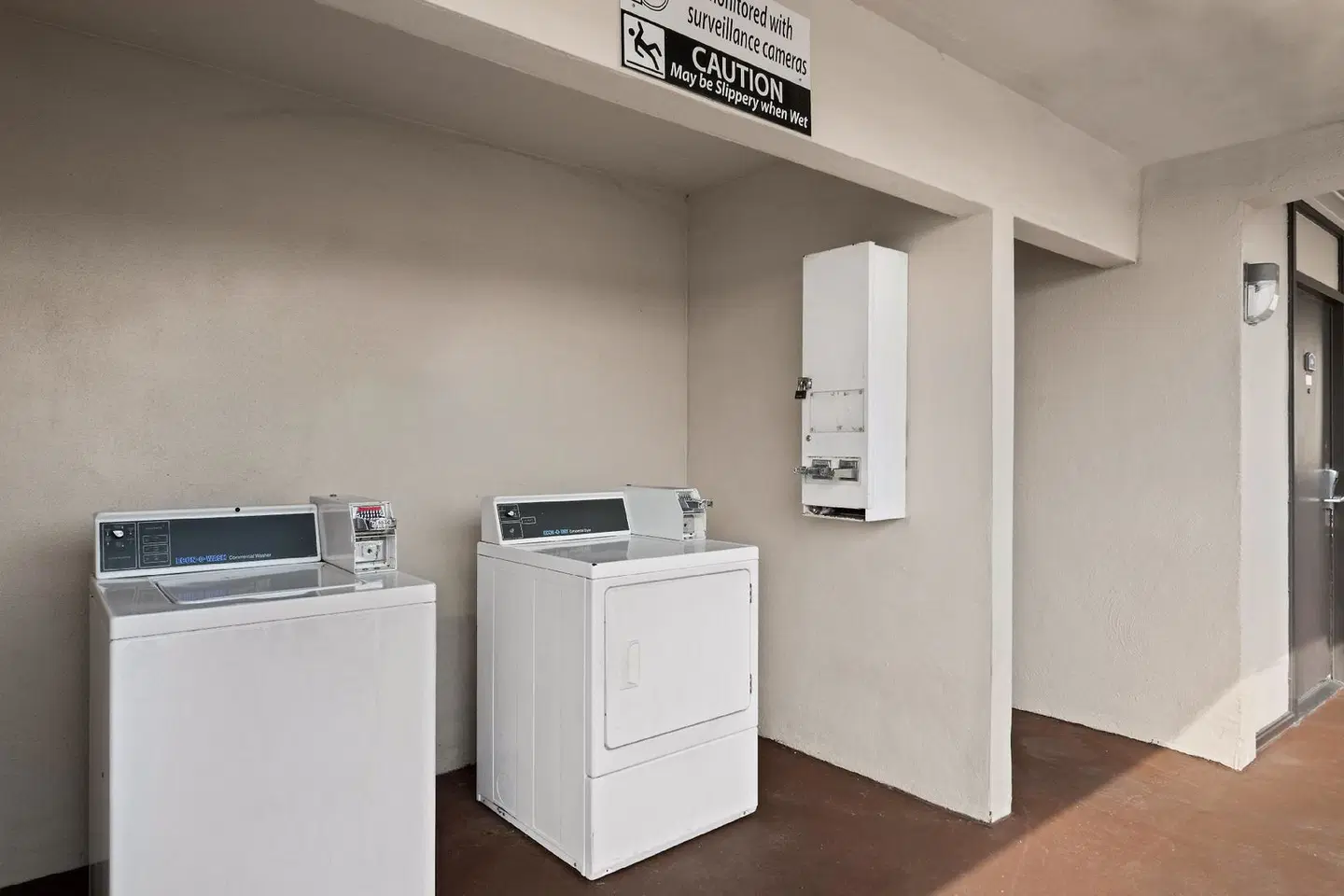 Howard Johnson by Wyndham Airport Florida Mall ROOM_EXAMPLE