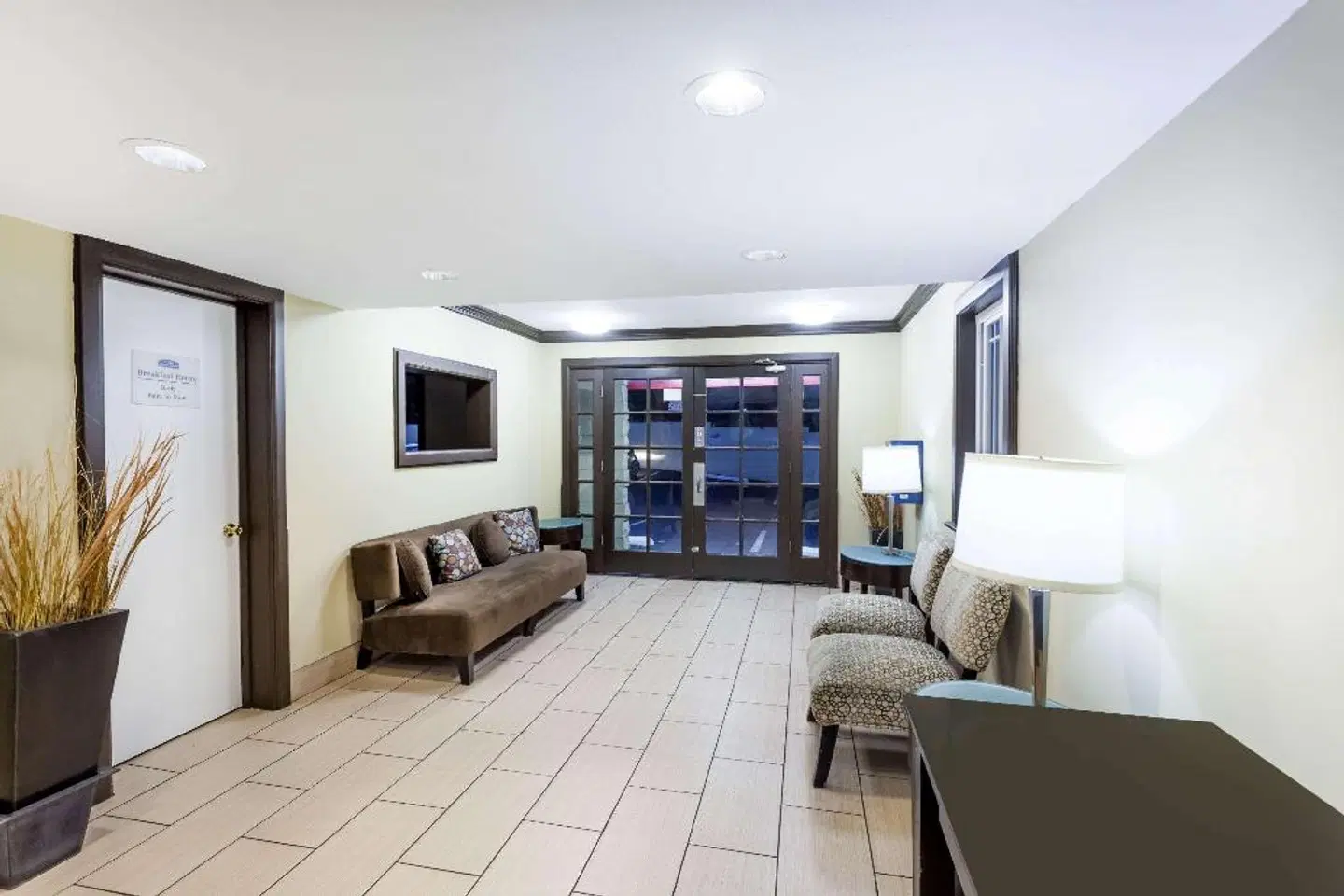 Howard Johnson by Wyndham San Diego Hotel Circle LOUNGE_LOBBY